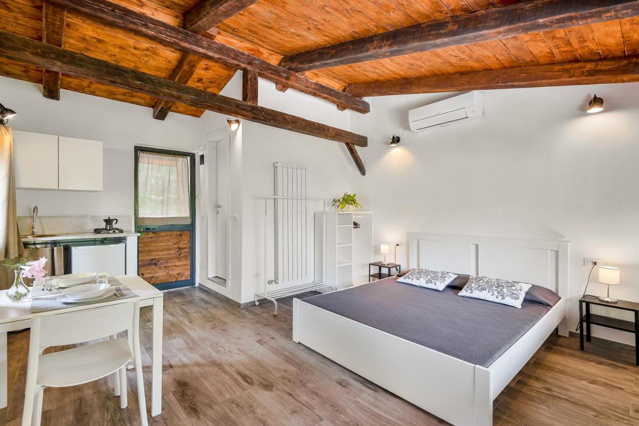 Ippotur Medieval Resort Castelnuovo Magra Εξωτερικό φωτογραφία