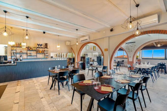Ippotur Medieval Resort Castelnuovo Magra Εξωτερικό φωτογραφία