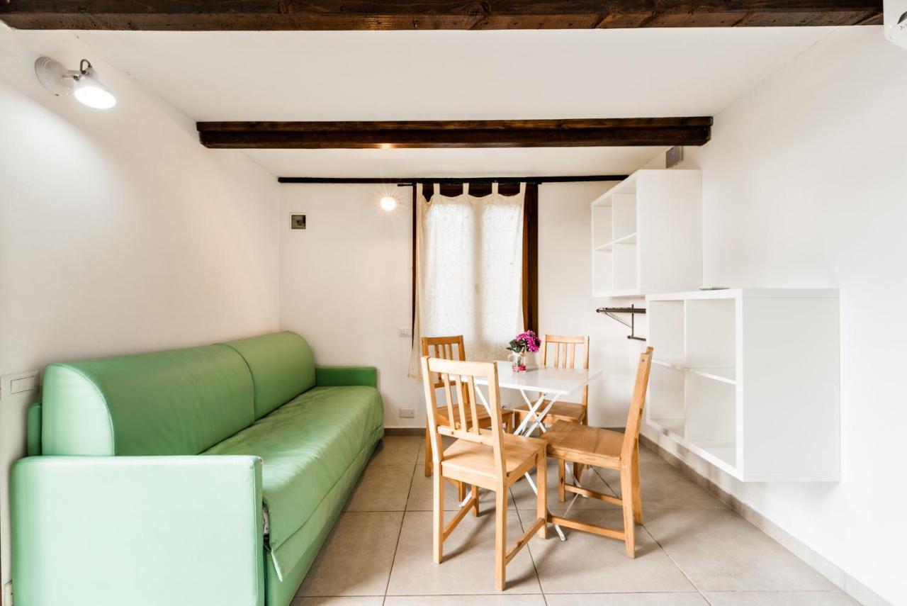 Ippotur Medieval Resort Castelnuovo Magra Εξωτερικό φωτογραφία